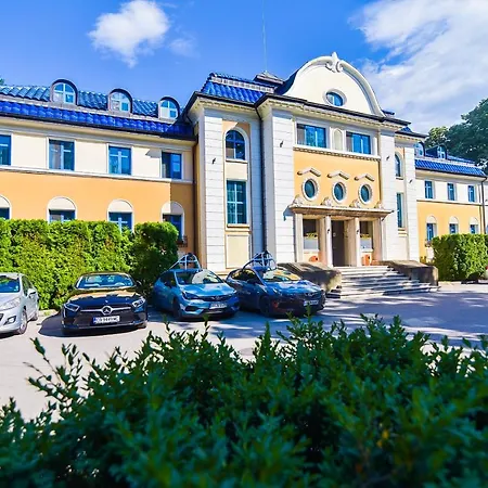 Hotel семеен анна-кристина Widyń
