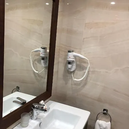 Hotel семеен анна-кристина Widyń