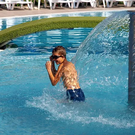 семеен анна-кристина Szálloda 3*