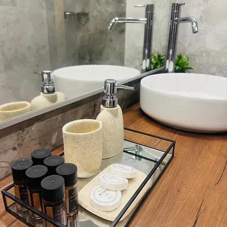 семеен анна-кристина Widyń