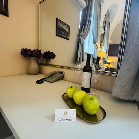 семеен анна-кристина Szálloda