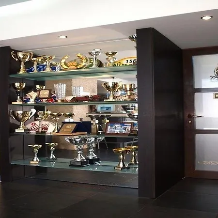 семеен анна-кристина Hotel 3*