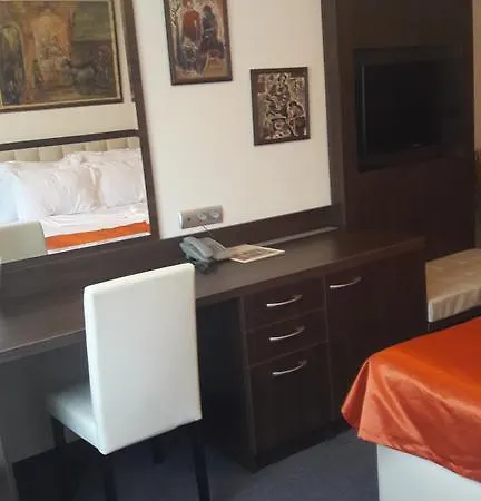 семеен анна-кристина