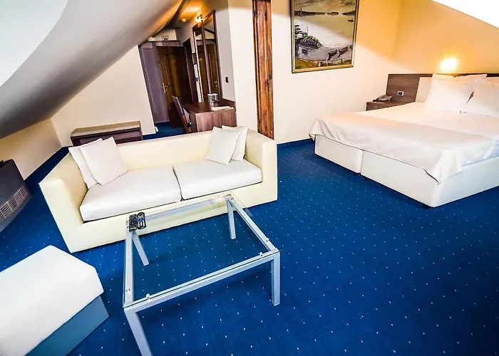 семеен анна-кристина Hotel