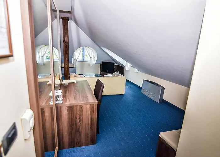 семеен анна-кристина Hotel 3*