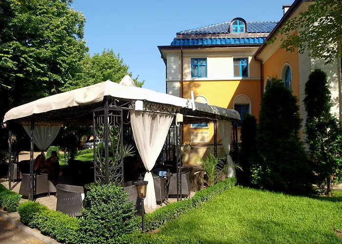 Hotel семеен анна-кристина 3*