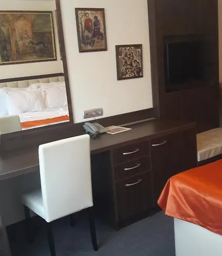 семеен анна-кристина